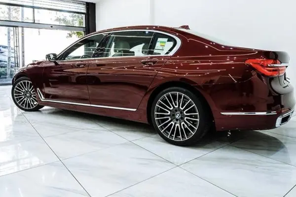 ب ام و، سری 7