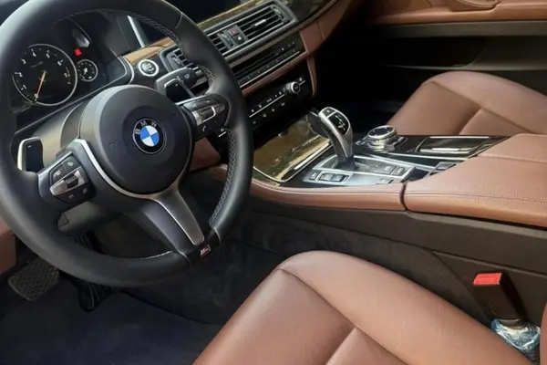 ب ام و، سری 5 سدان