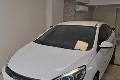 ام وی ام، آریزو 5ev