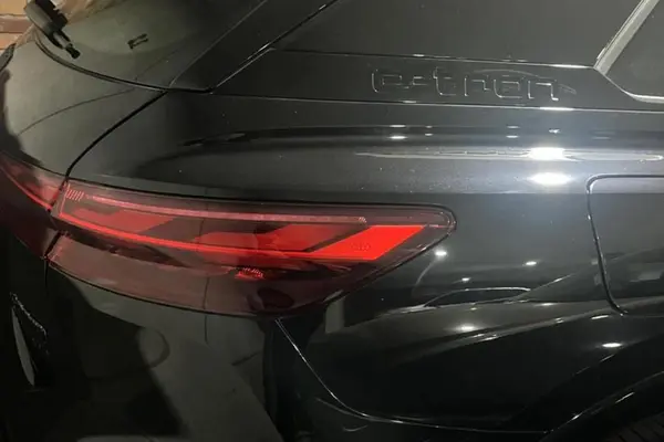 آئودی، Q5 e-tron