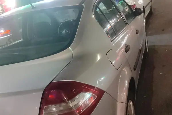 رنو، مگان (وارداتی)