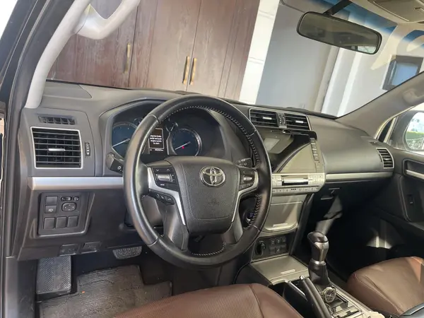 تویوتا، پرادو  چهار در