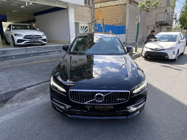 ولوو  S90