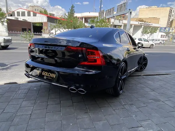 ولوو  S90