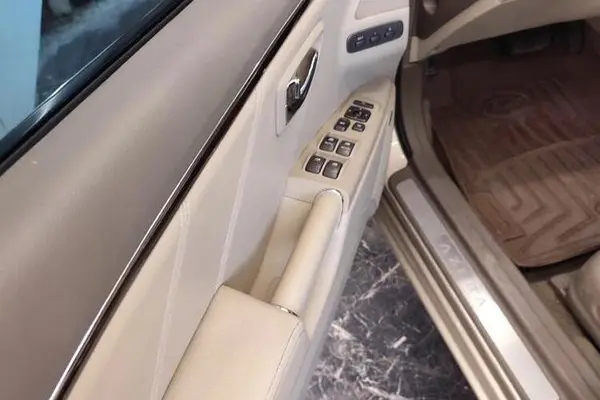 هیوندای  آزرا (گرنجور)