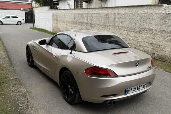ب ام و  Z4