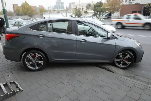 چری، آریزو 5T اسپرت FL