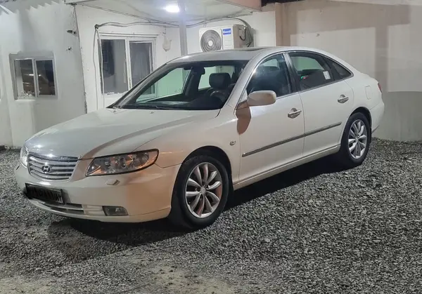 هیوندای، آزرا (گرنجور)