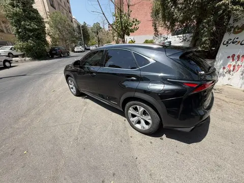لکسوس، NX هیبرید