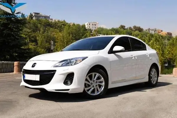 مزدا، 3 نیو صندوق دار