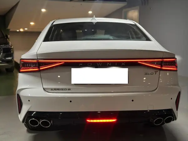 فونیکس  آریزو 8 (Z8)