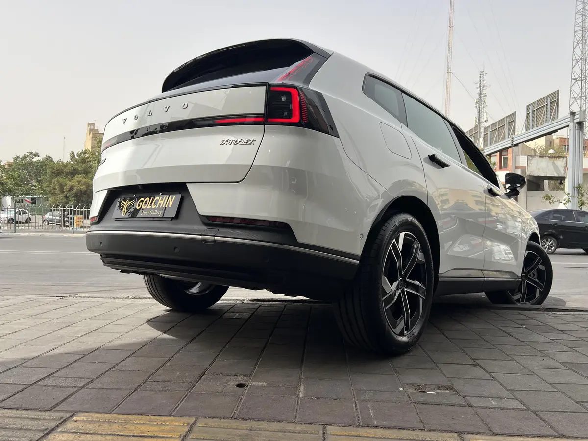 ولوو  XC70