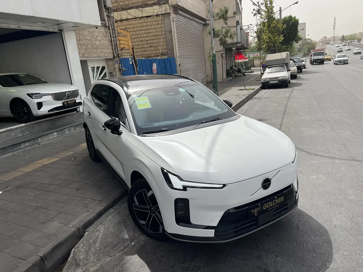 ولوو  XC70