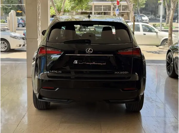 لکسوس  NX هیبرید