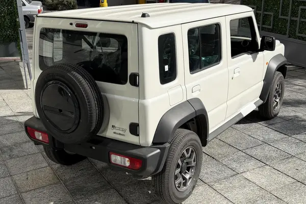 سوزوکی، جیمنی 5 در