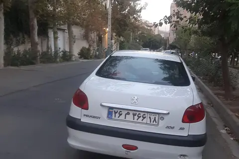 پژو، 206 SD