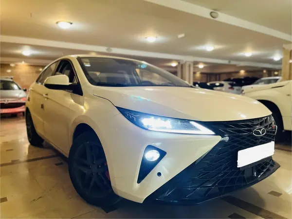 فونیکس، آریزو 6 جی تی (Z6 GT)