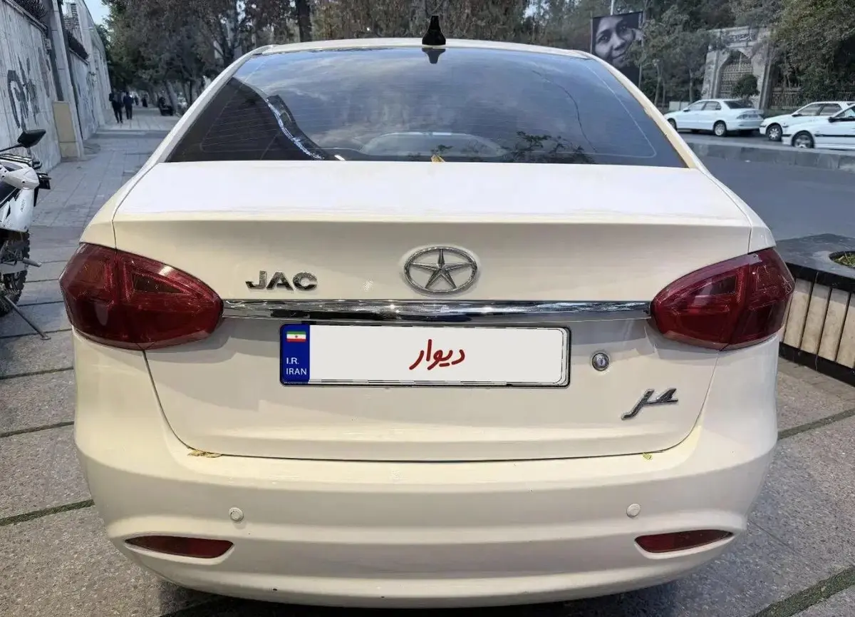 جک،  جی 4