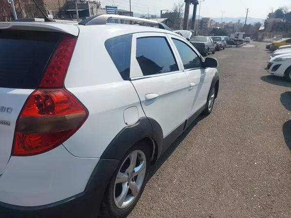 دانگ فنگ، H30 کراس