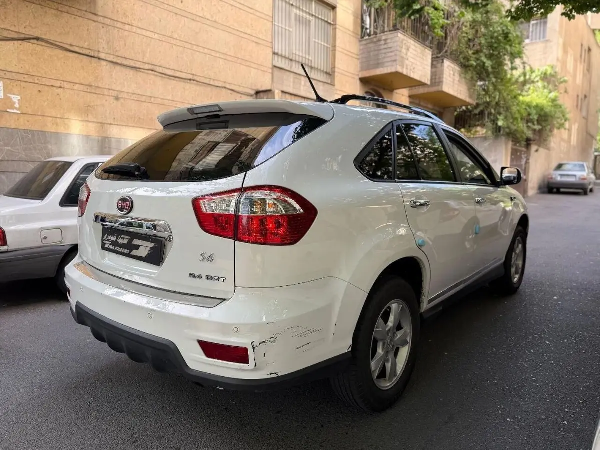 بی وای دی،  S6