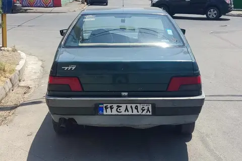 پژو، 405