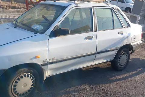 پراید، صندوق دار