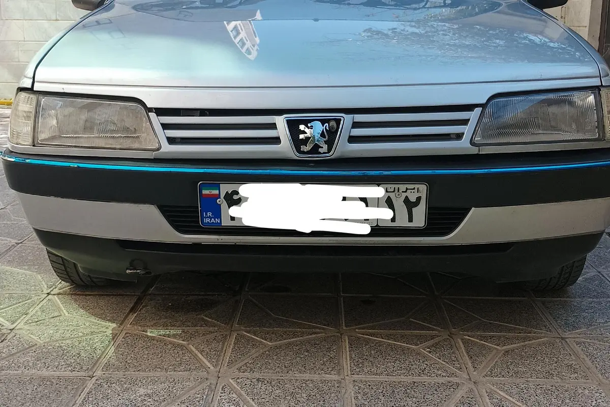 پژو،  405