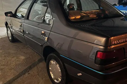 پژو، 405