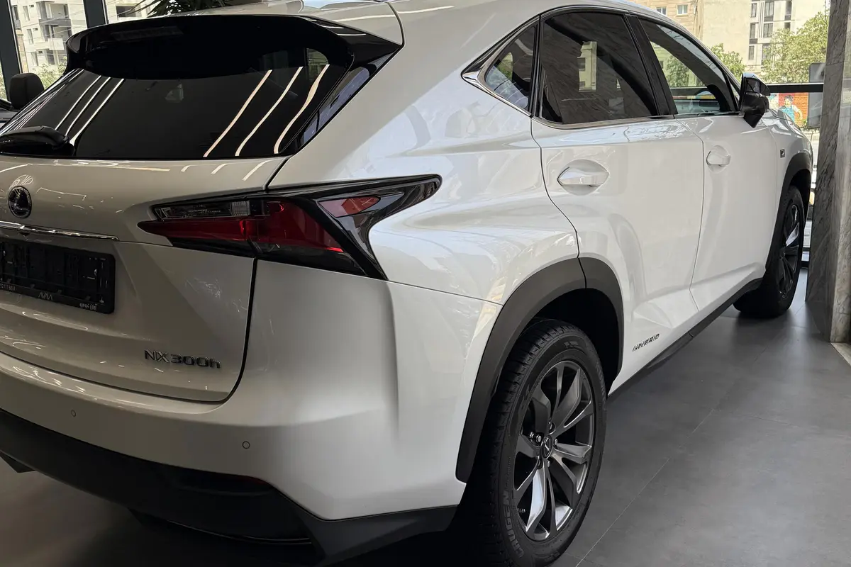 لکسوس،  NX هیبرید