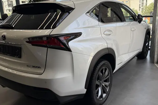 لکسوس  NX هیبرید