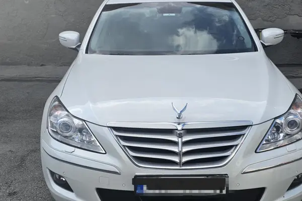 هیوندای  جنسیس