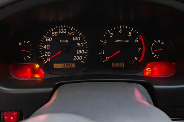 نیسان، رونیز