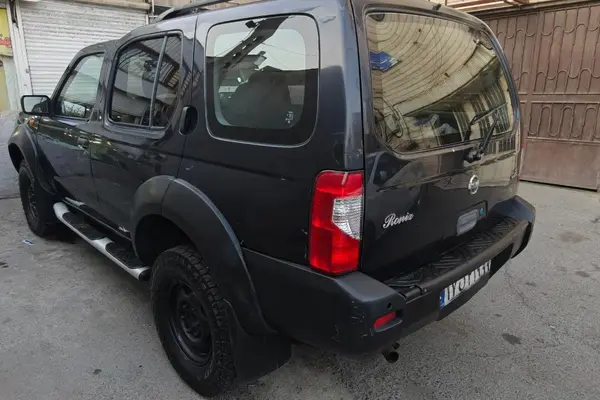 نیسان، رونیز