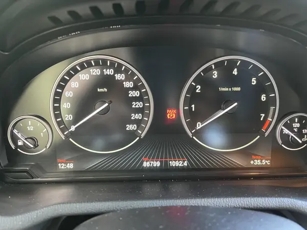 ب ام و  X4