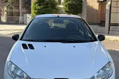پژو، 206