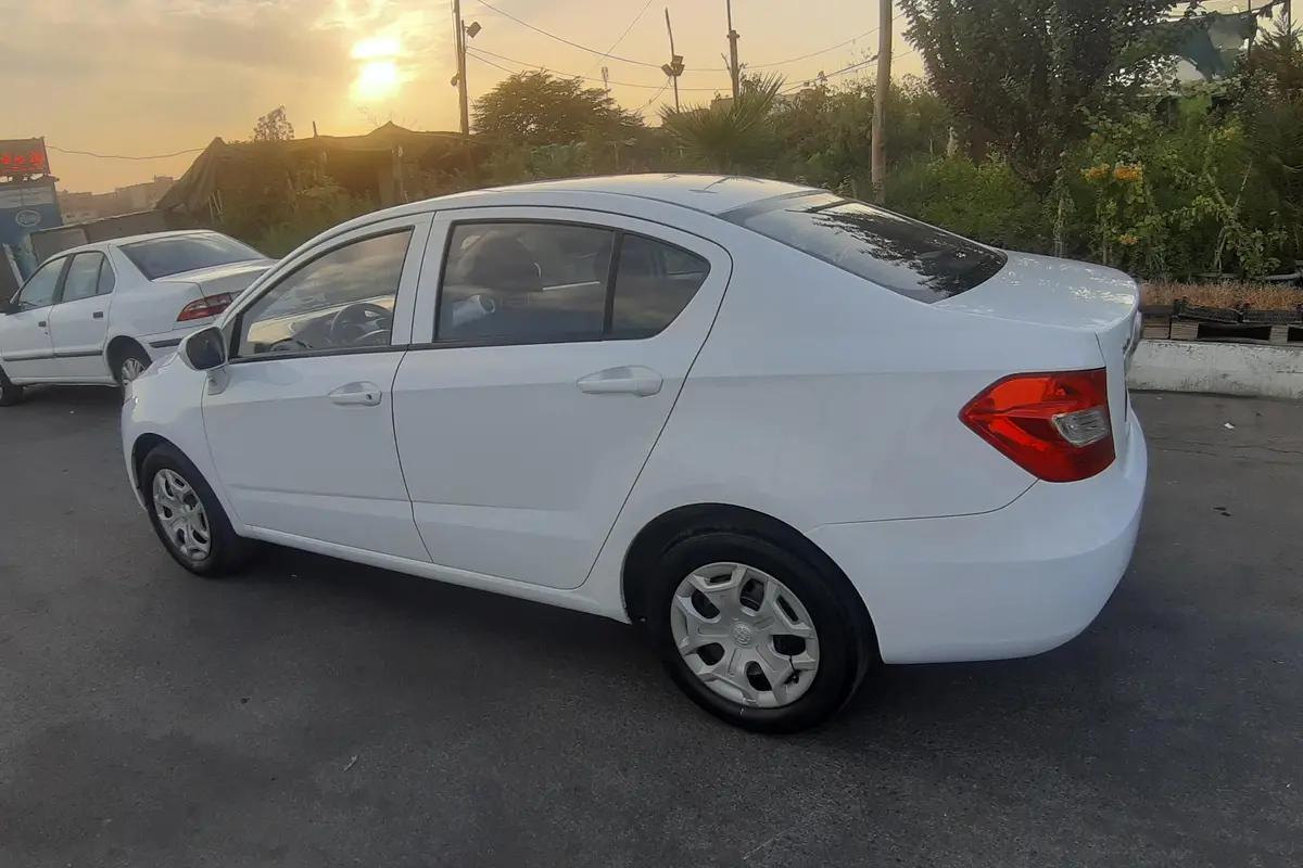 برلیانس،  H230
