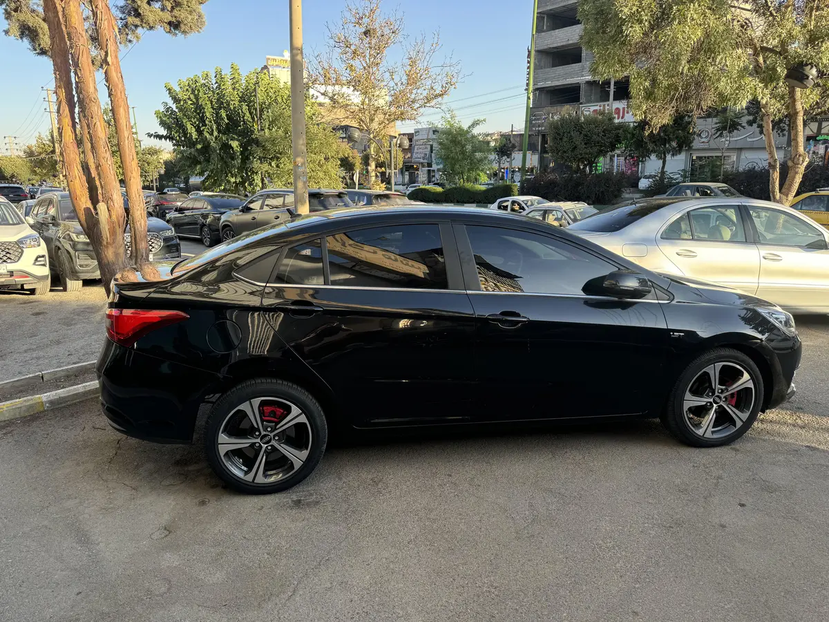 چری،  آریزو 5T