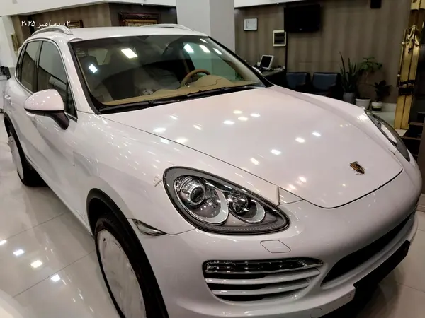 پورشه، کاین