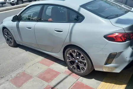 ب ام و سری 2 گرن کوپه