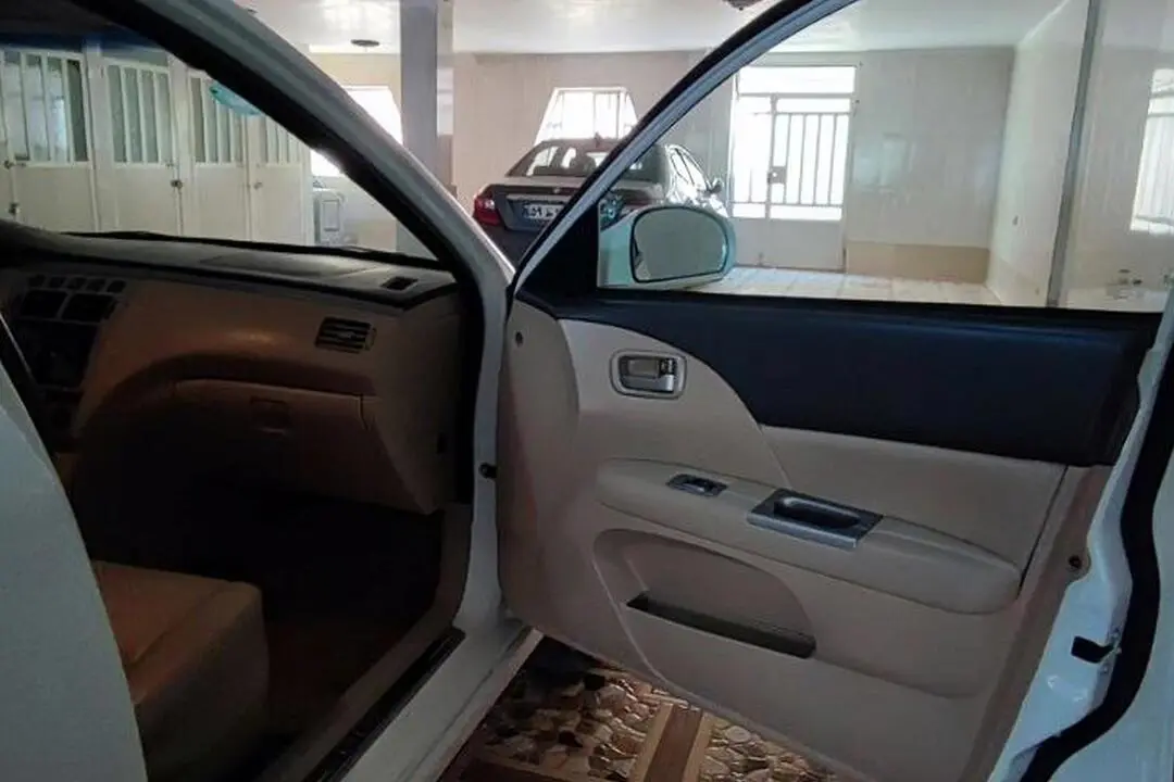 ام وی ام،  530