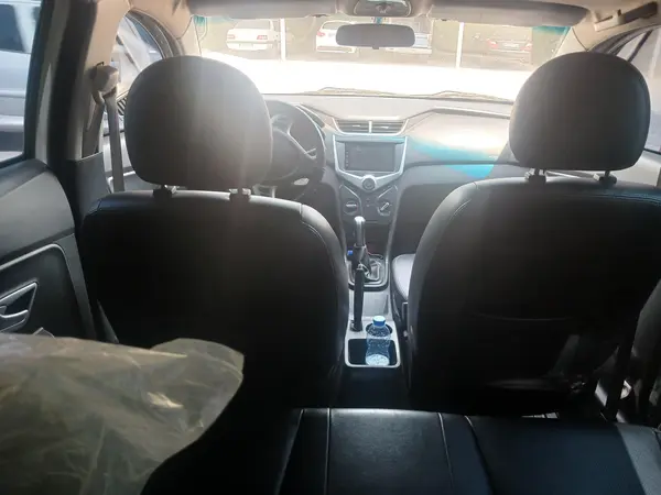 ام وی ام، 315هاچ بک