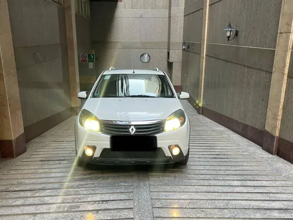 رنو، ساندرو