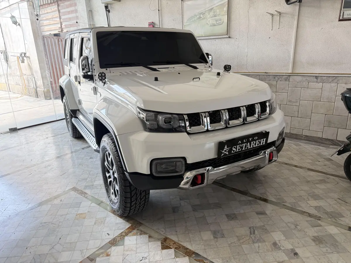 بایک،  BJ40L