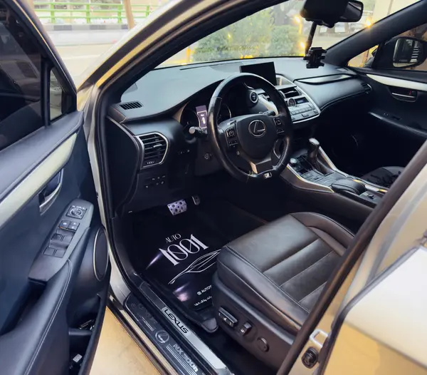 لکسوس، NX هیبرید