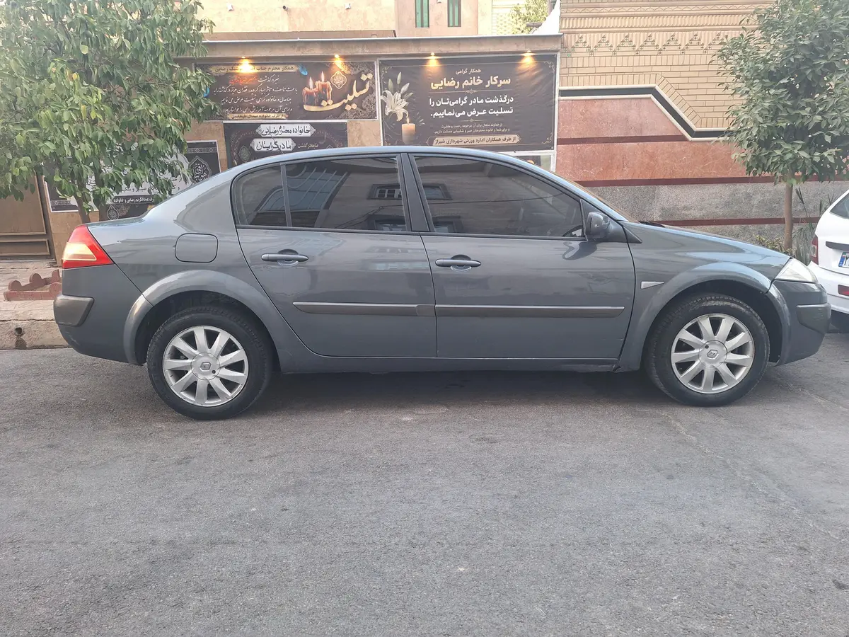 رنو،  مگان (مونتاژ)