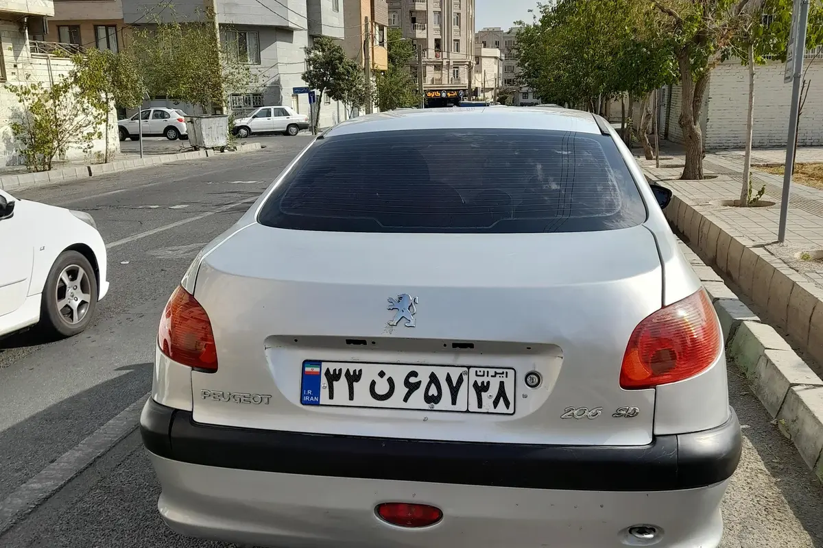پژو،  206