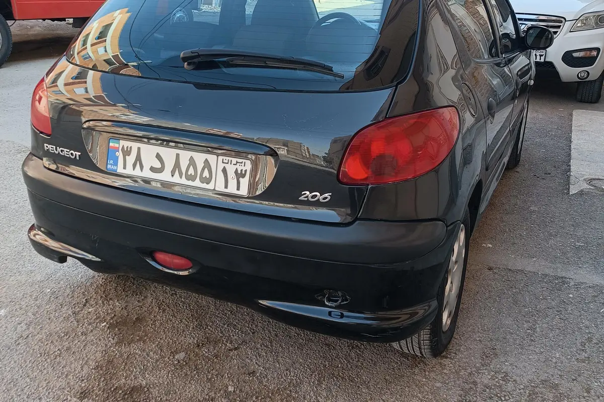 پژو،  206