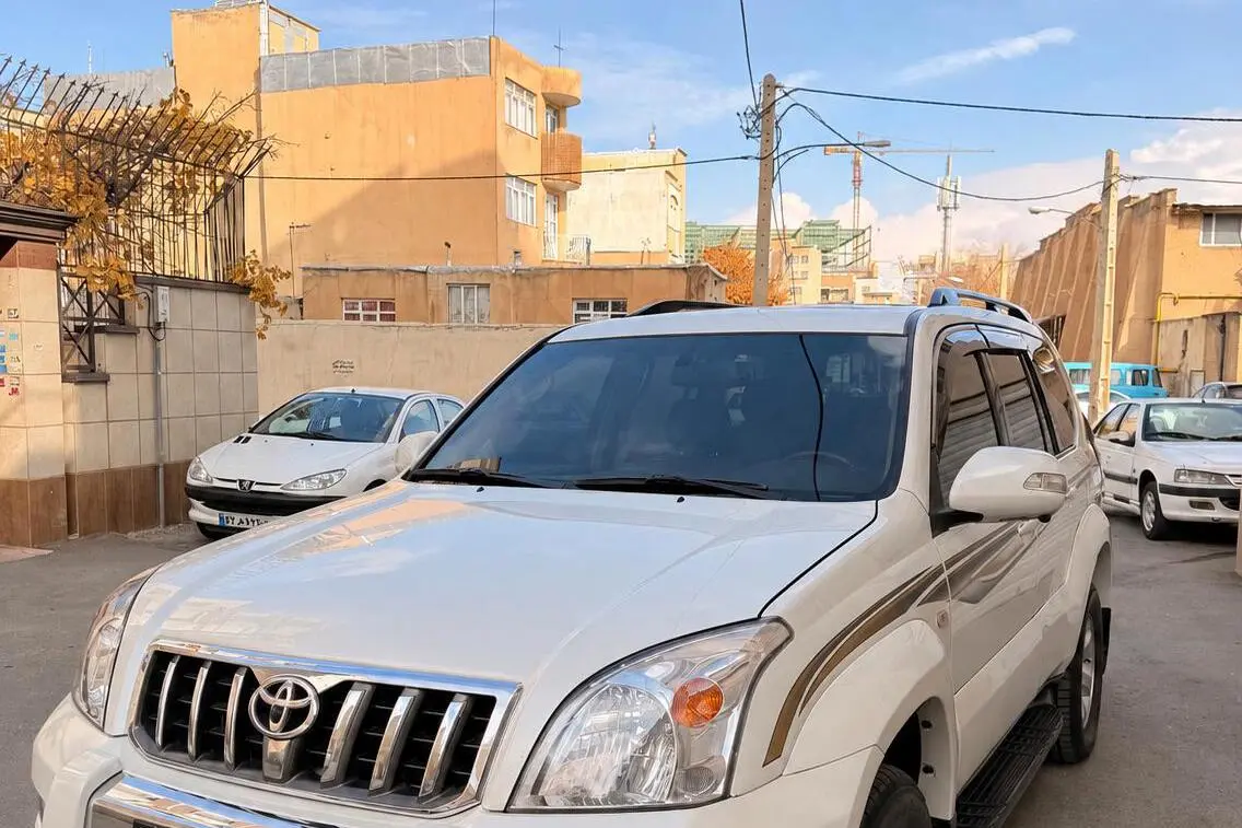 تویوتا،  پرادو  چهار در