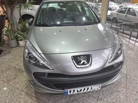 پژو، 207