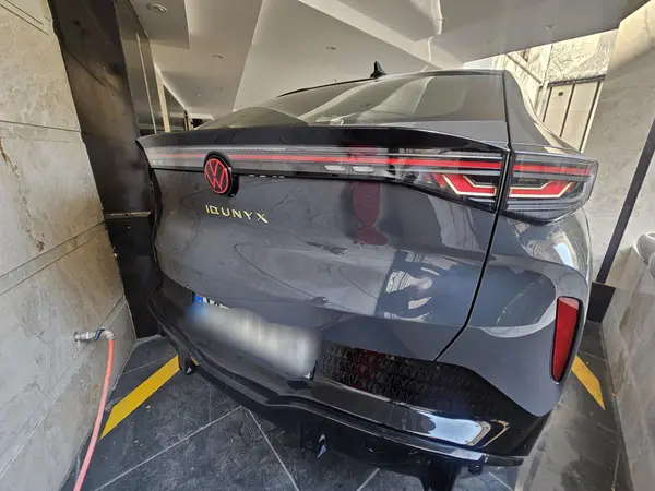 فولکس، آی دی یونیکس